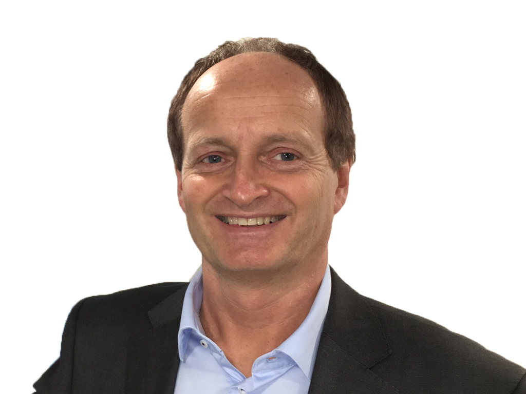 Geir Johnny Hersvik, daglig leder i Martech Consulting. Han har på seg blå skjorte og sort jakke. 